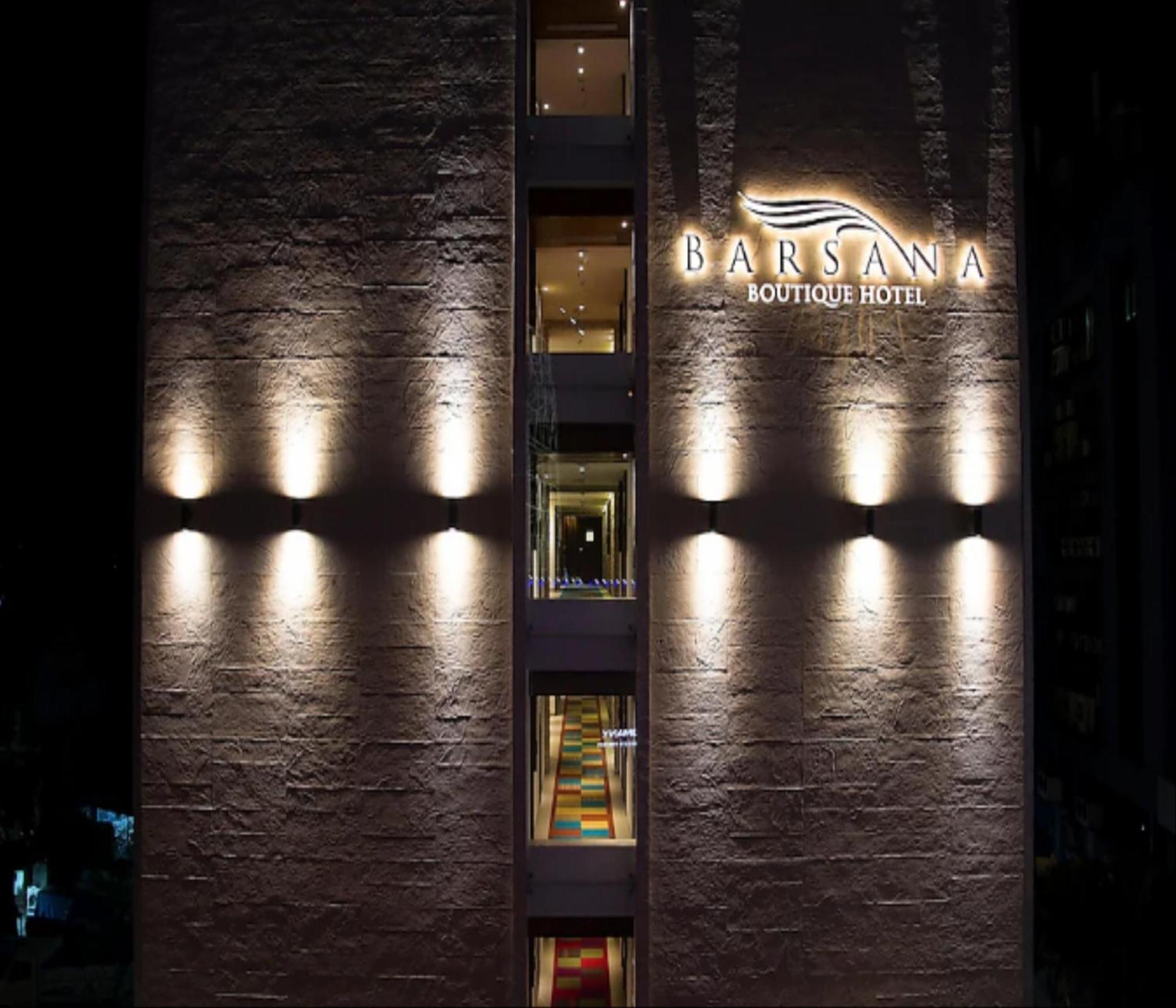 Barsana Boutique Hotel - Pure Vegetarian Calcutta Eksteriør billede